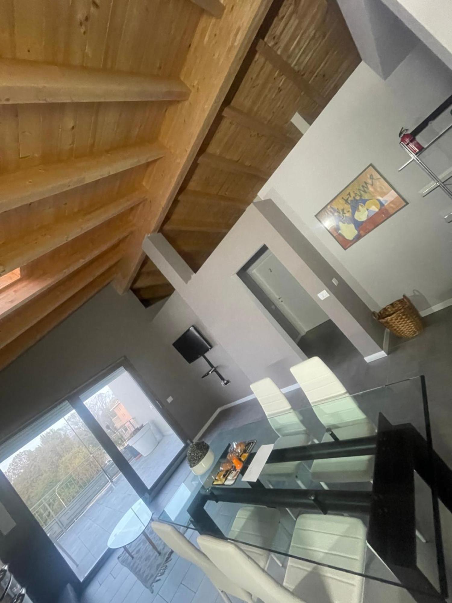 Apartmán Polly House Lodi Exteriér fotografie